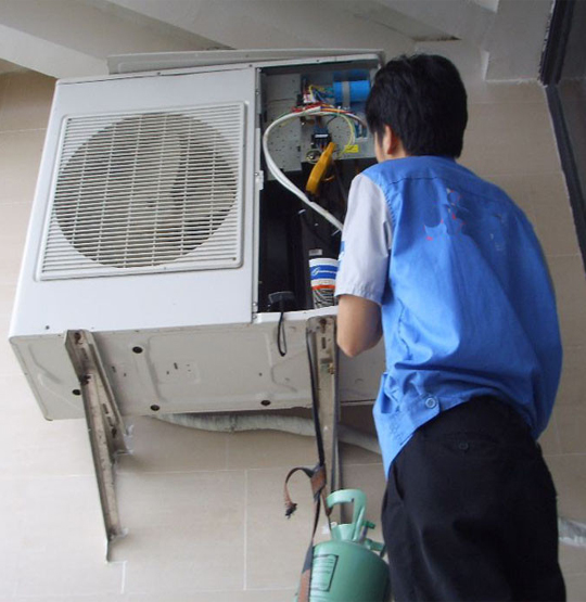 秦淮空调开机无反应维修